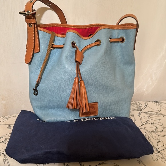 Handbag - Picture 1 of 9